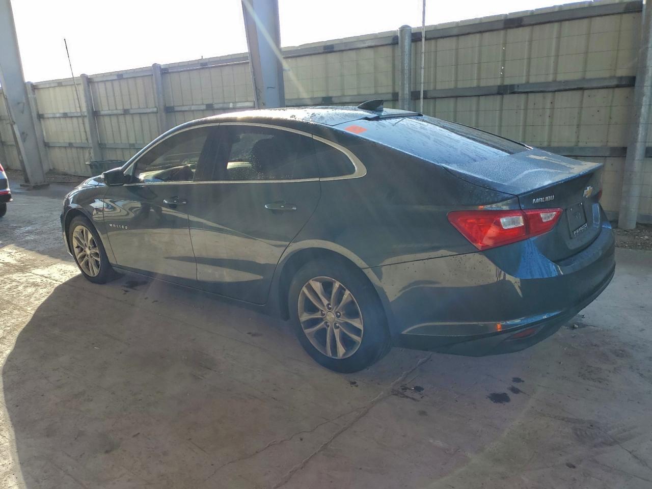 2018 Chevrolet Malibu Lt - Фото 2