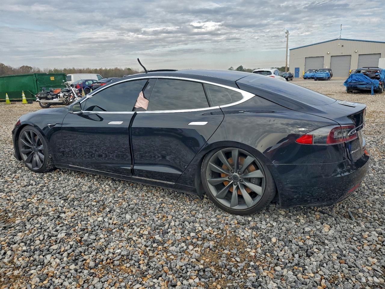 2017 Tesla Model S - Фото 2