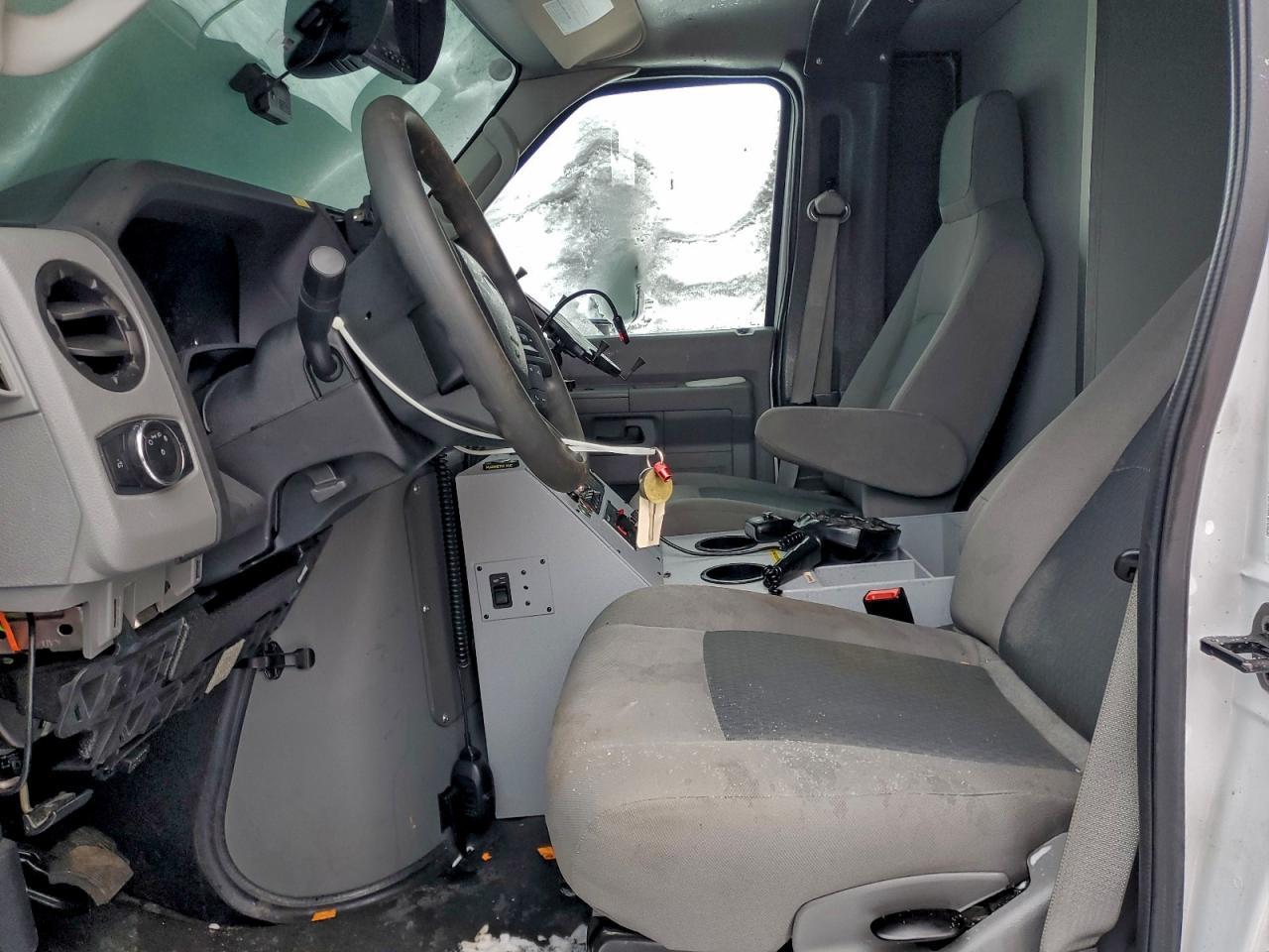 2023 Ford E450 Ambulance - Фото 7