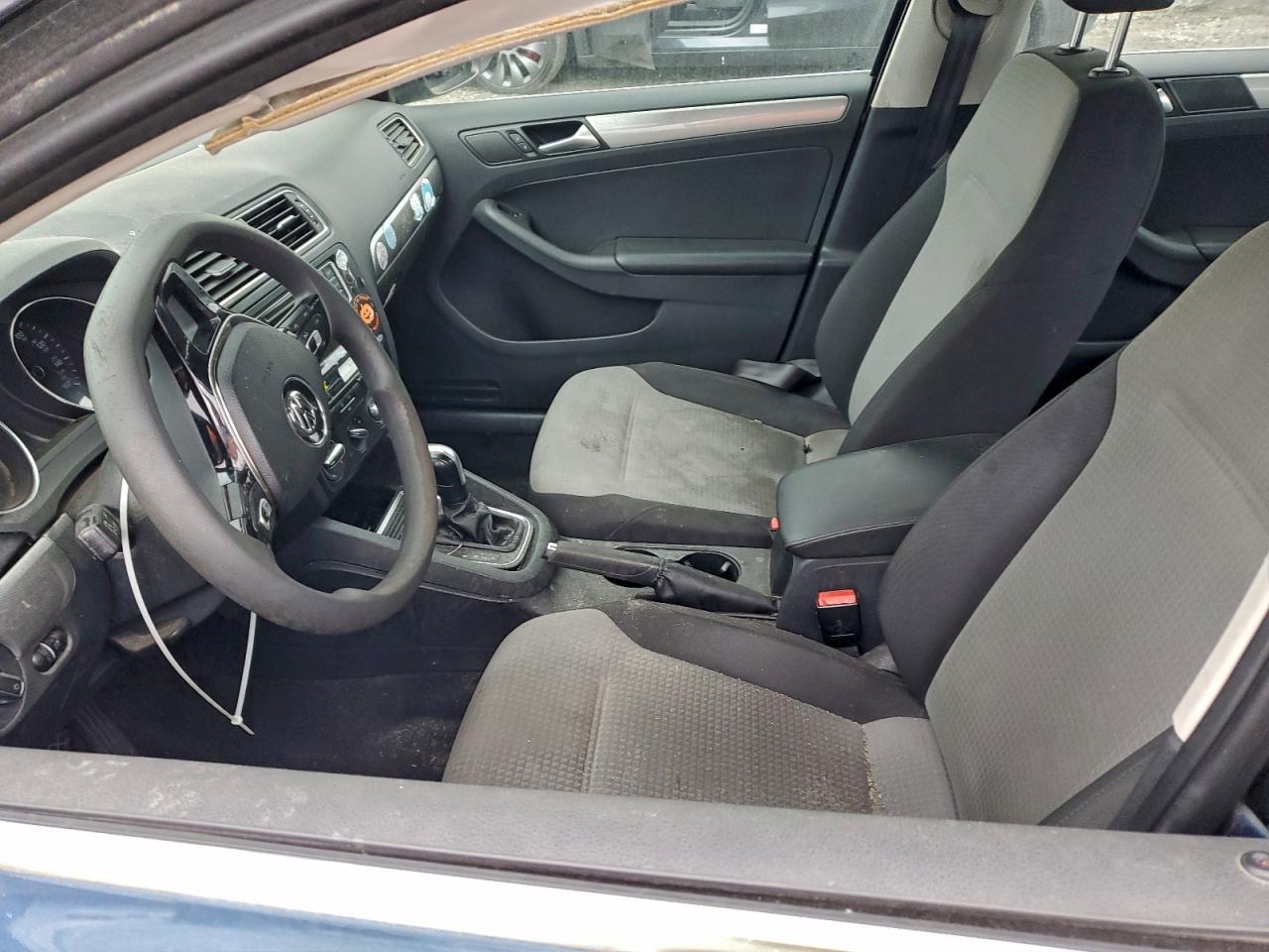 2017 Volkswagen Jetta S - Image 7