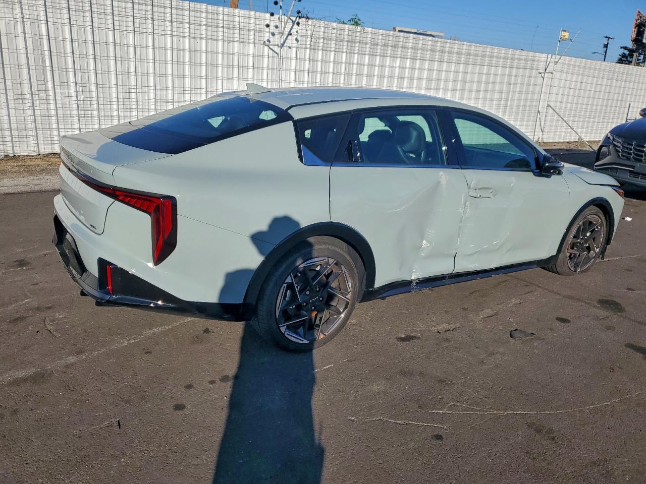 2025 Kia K4 Gt Line - Фото 3