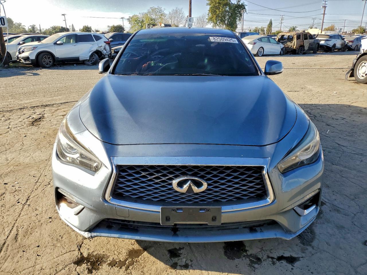 2018 Infiniti Q50 Luxe - Image 5