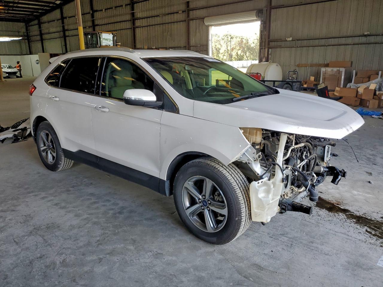 2019 Ford Edge Sel - Image 4
