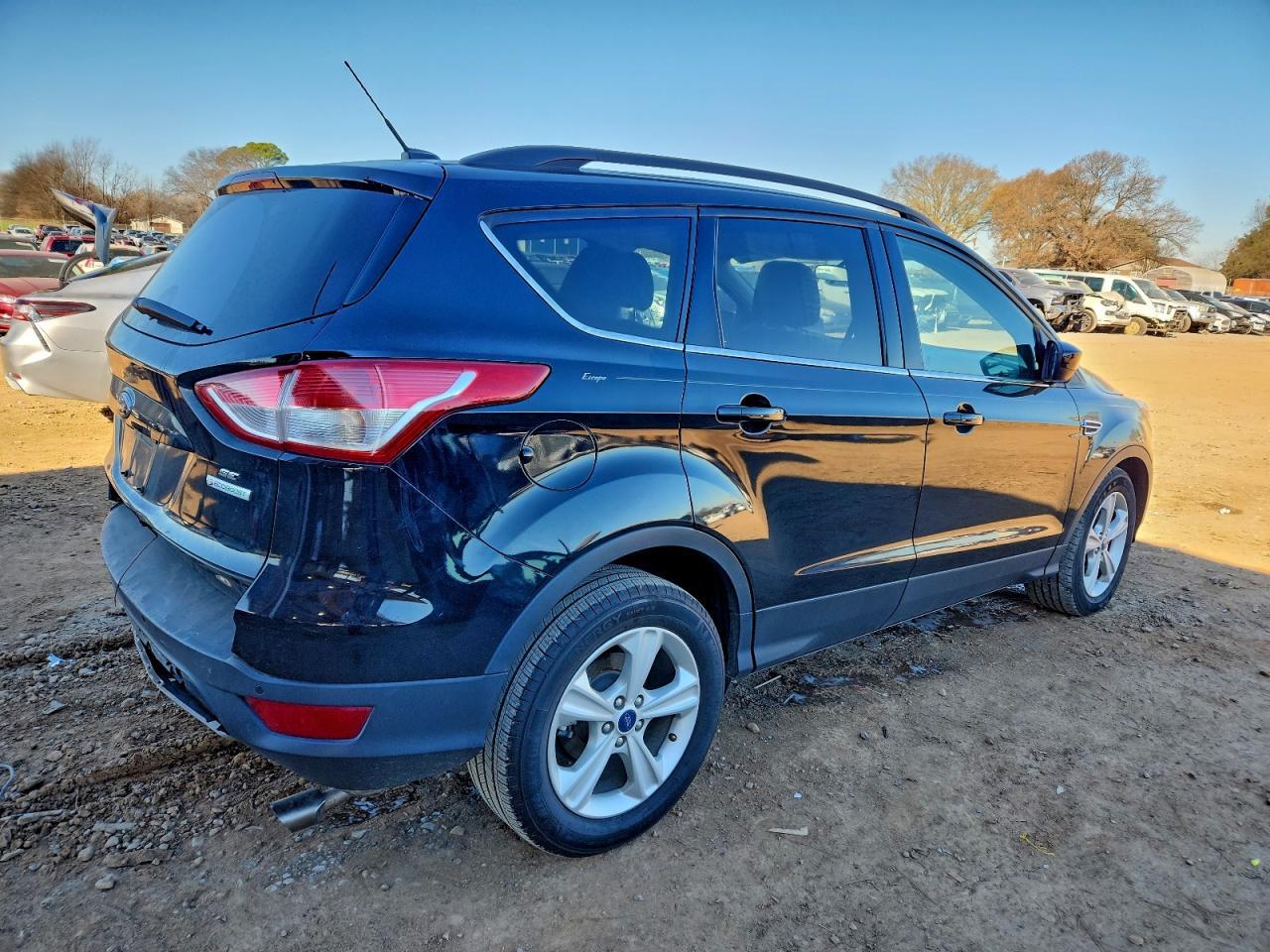 2016 Ford Escape Se - Фото 3