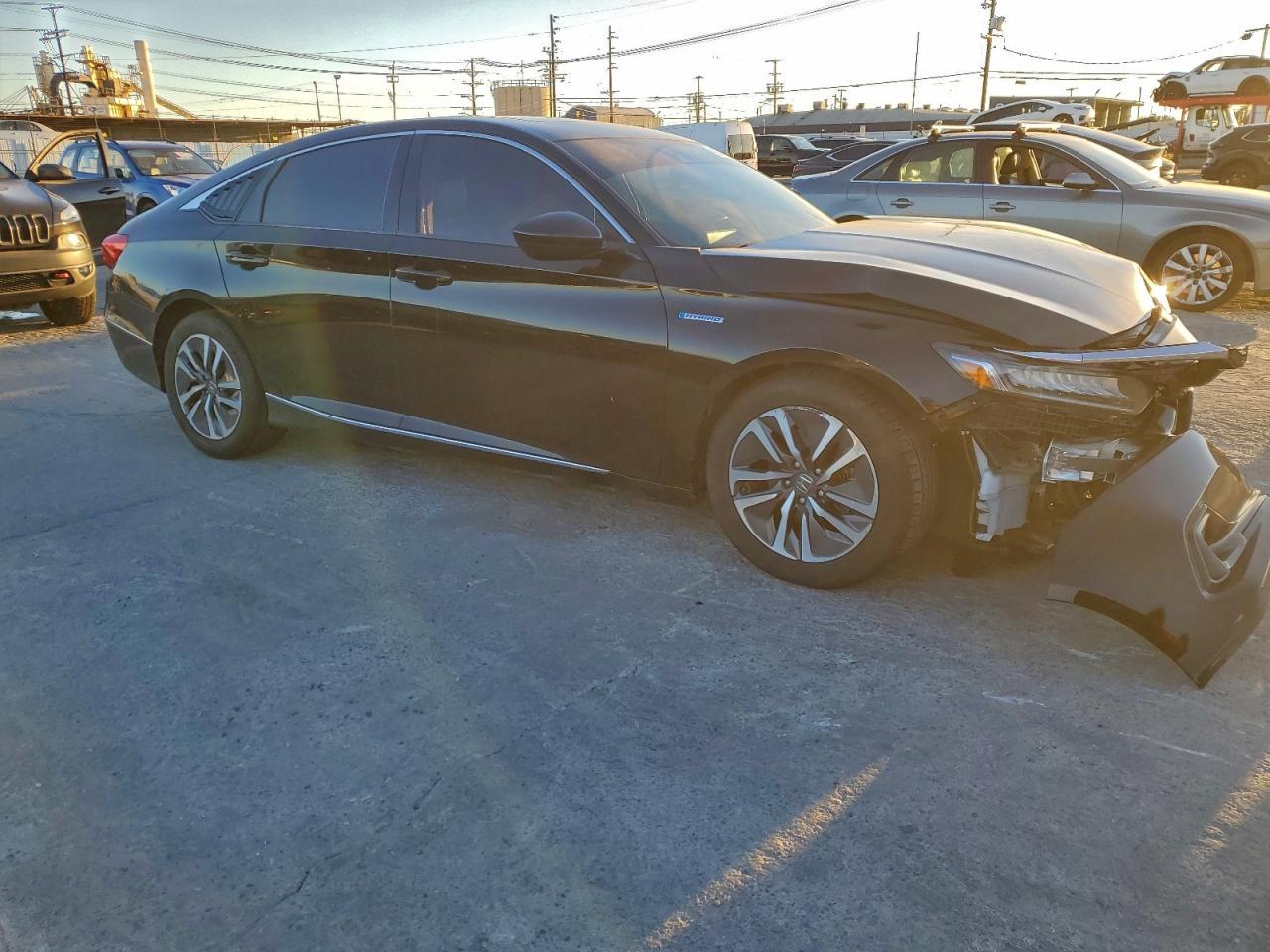 2021 Honda Accord Hybrid Ex - Image 4