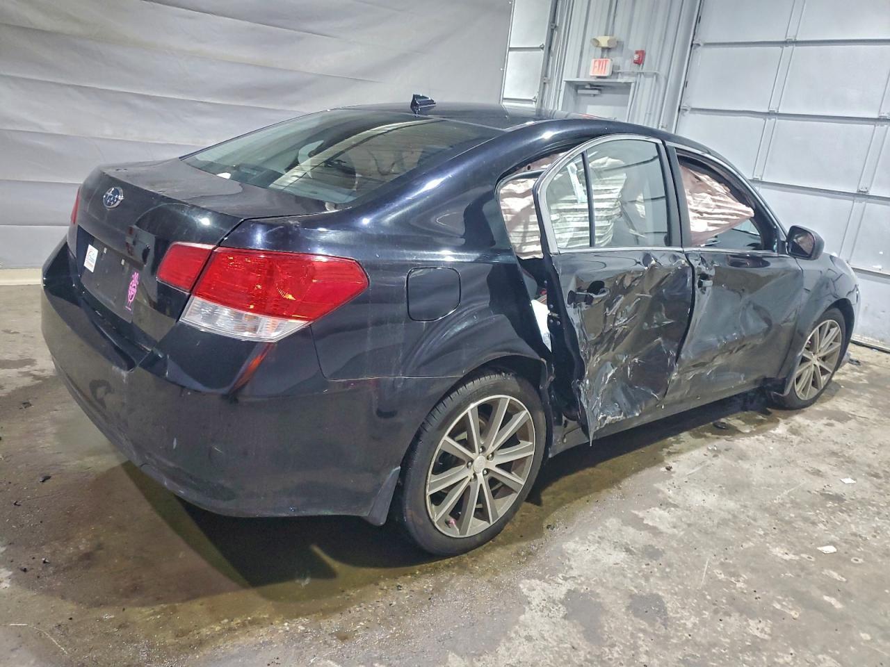 2014 Subaru Legacy 2.5I Sport - Фото 3