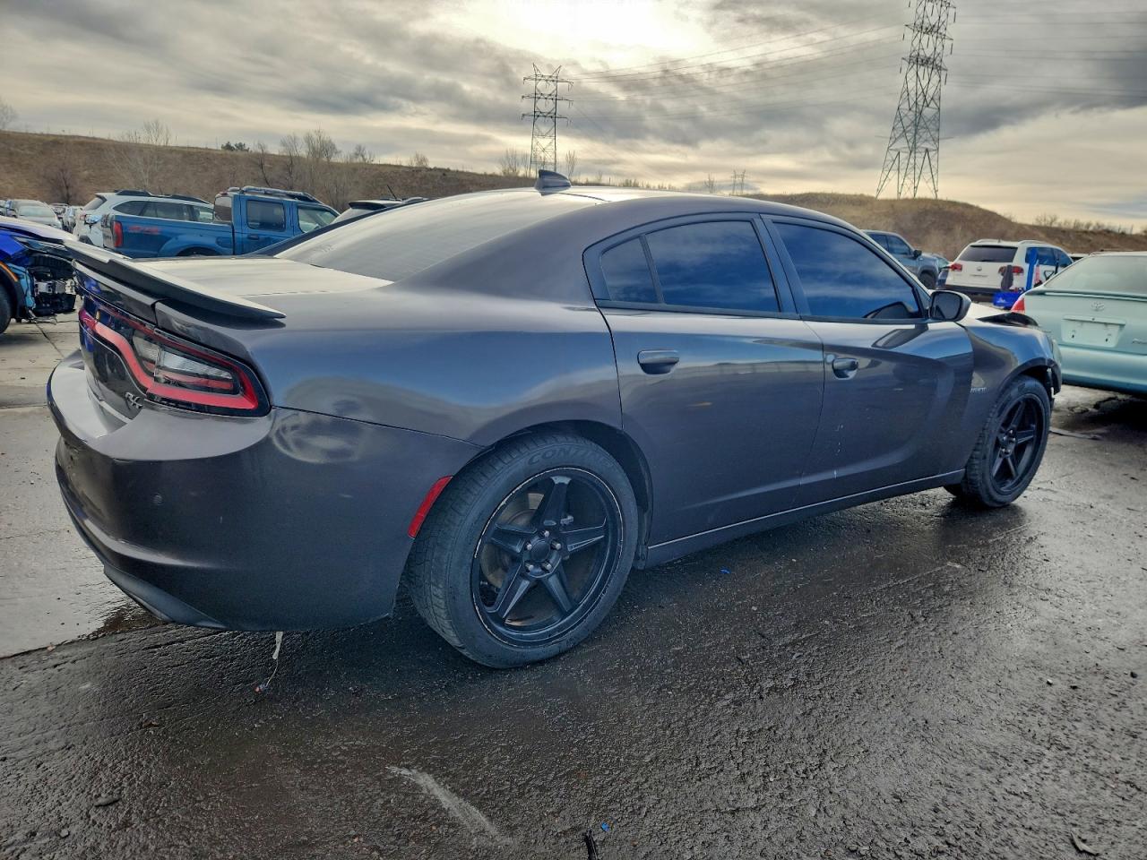 2015 Dodge Charger R - Фото 3
