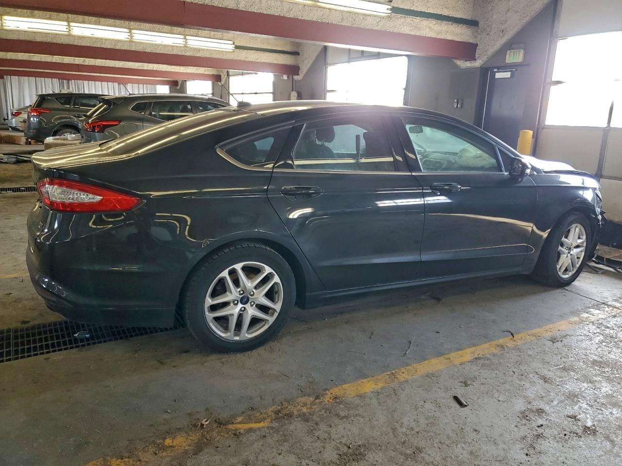 2014 Ford Fusion Se - Фото 3