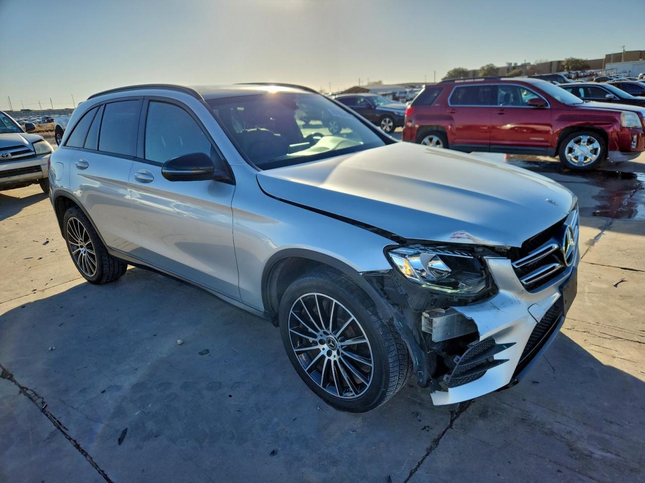 2018 Mercedes-Benz Glc 300 - Image 4