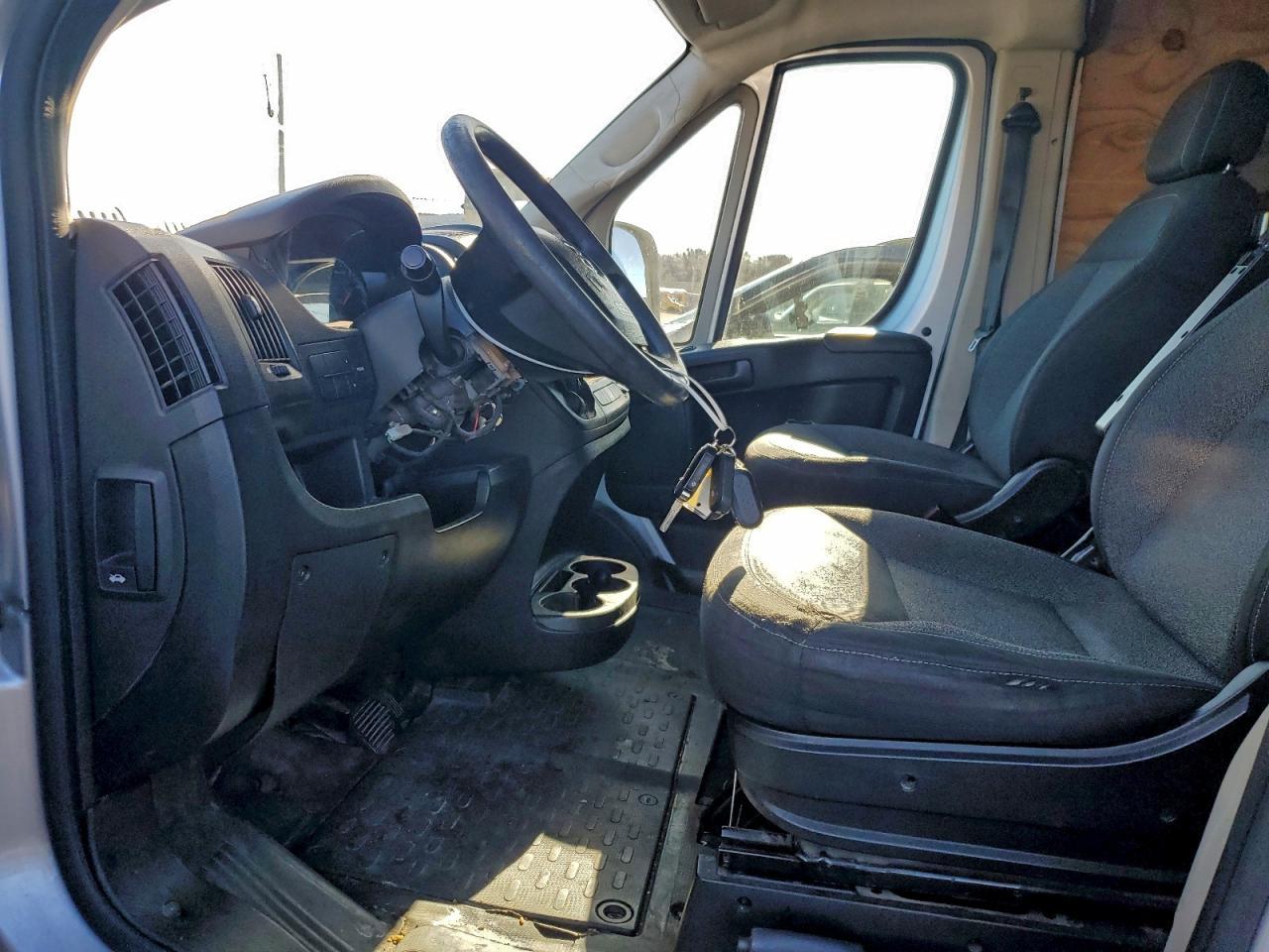 2018 Ram Promaster 2500 Delivery Van - Image 7