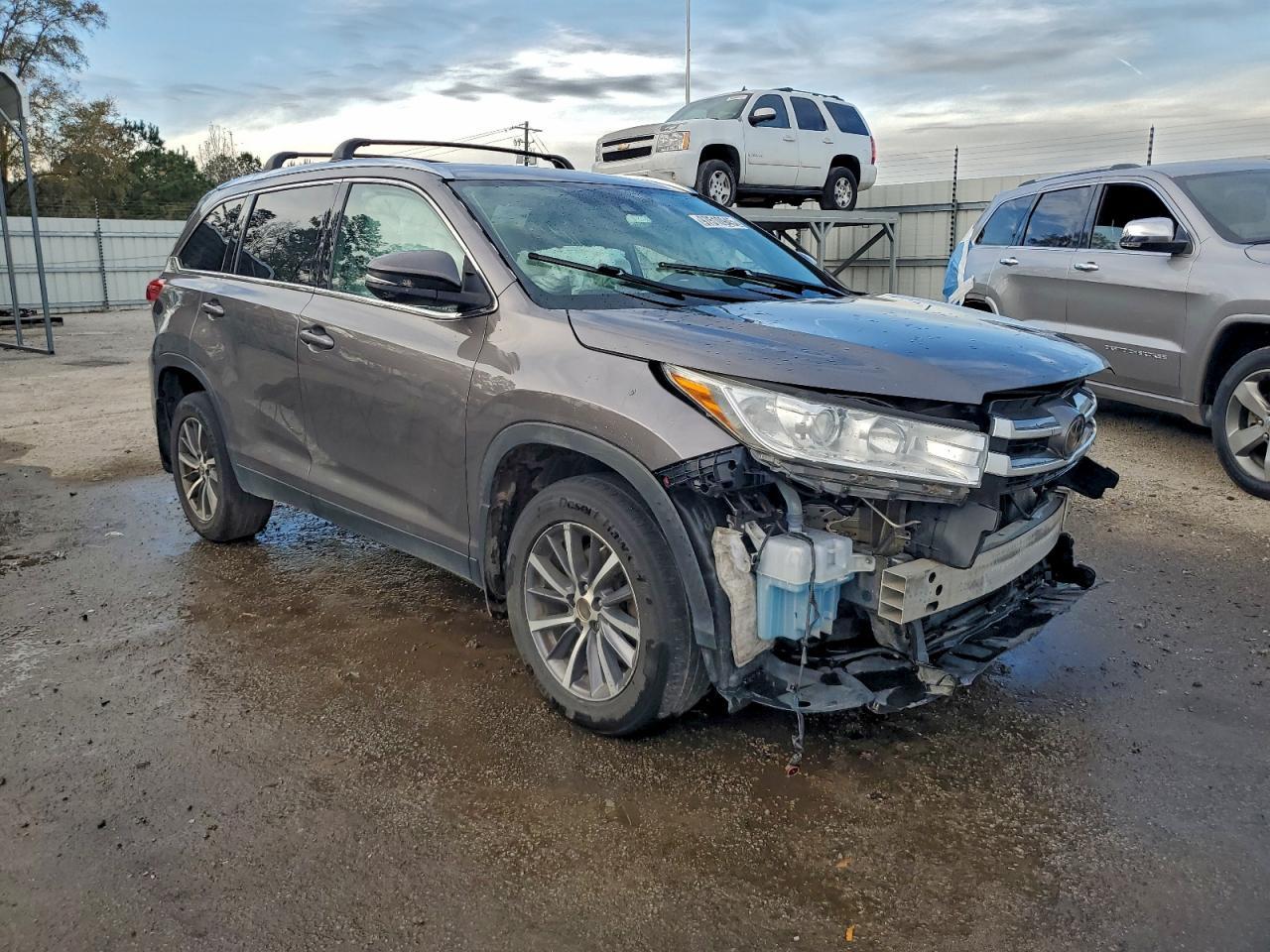 2019 Toyota Highlander Xle - Фото 4