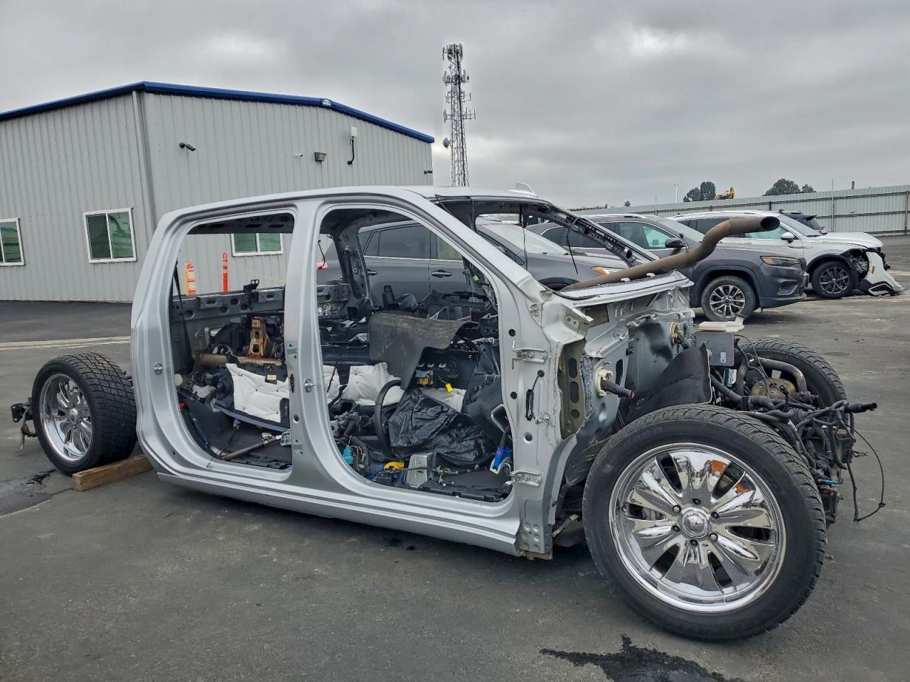 2019 Chevrolet Silverado C1500 Ltz - Image 4