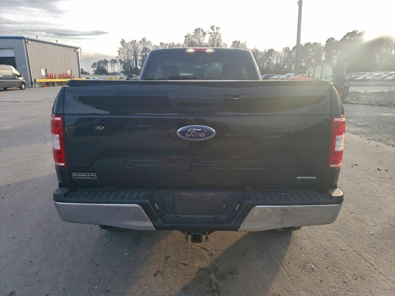 2020 Ford F150 - Фото 6