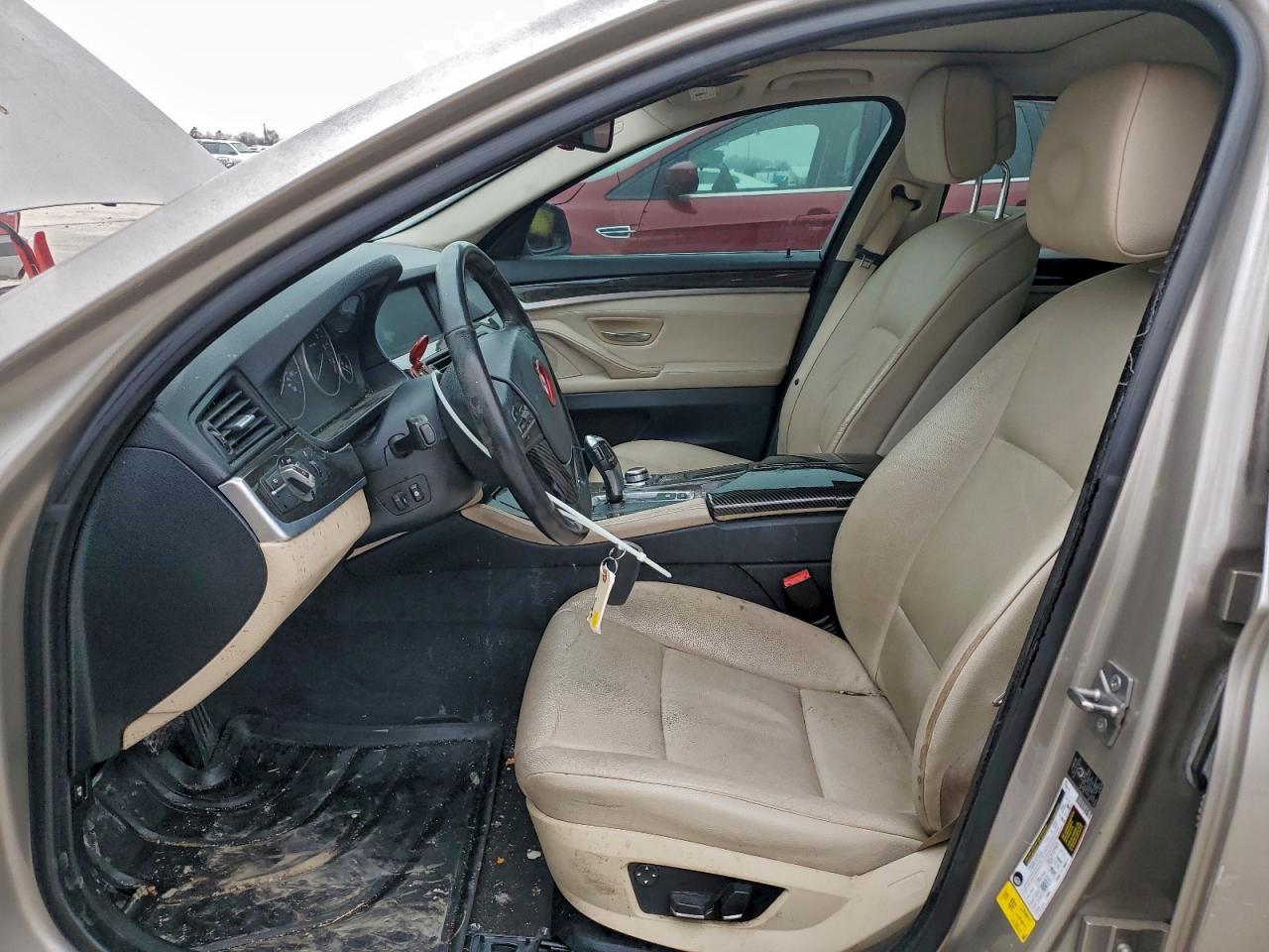 2011 BMW 528 I - Image 7