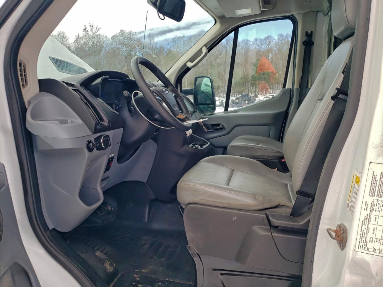 2019 Ford Transit Delivery Truck - Image 7