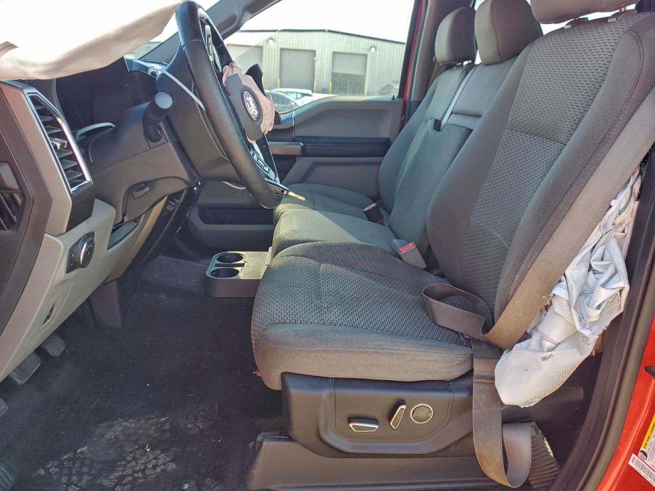 2016 Ford F150 Supercrew - Image 7