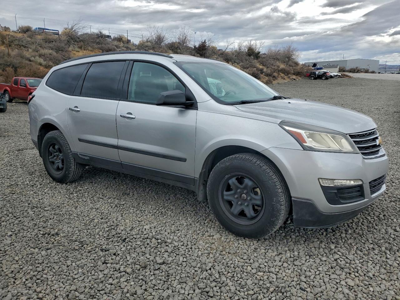 2015 Chevrolet Traverse Ls - Фото 4