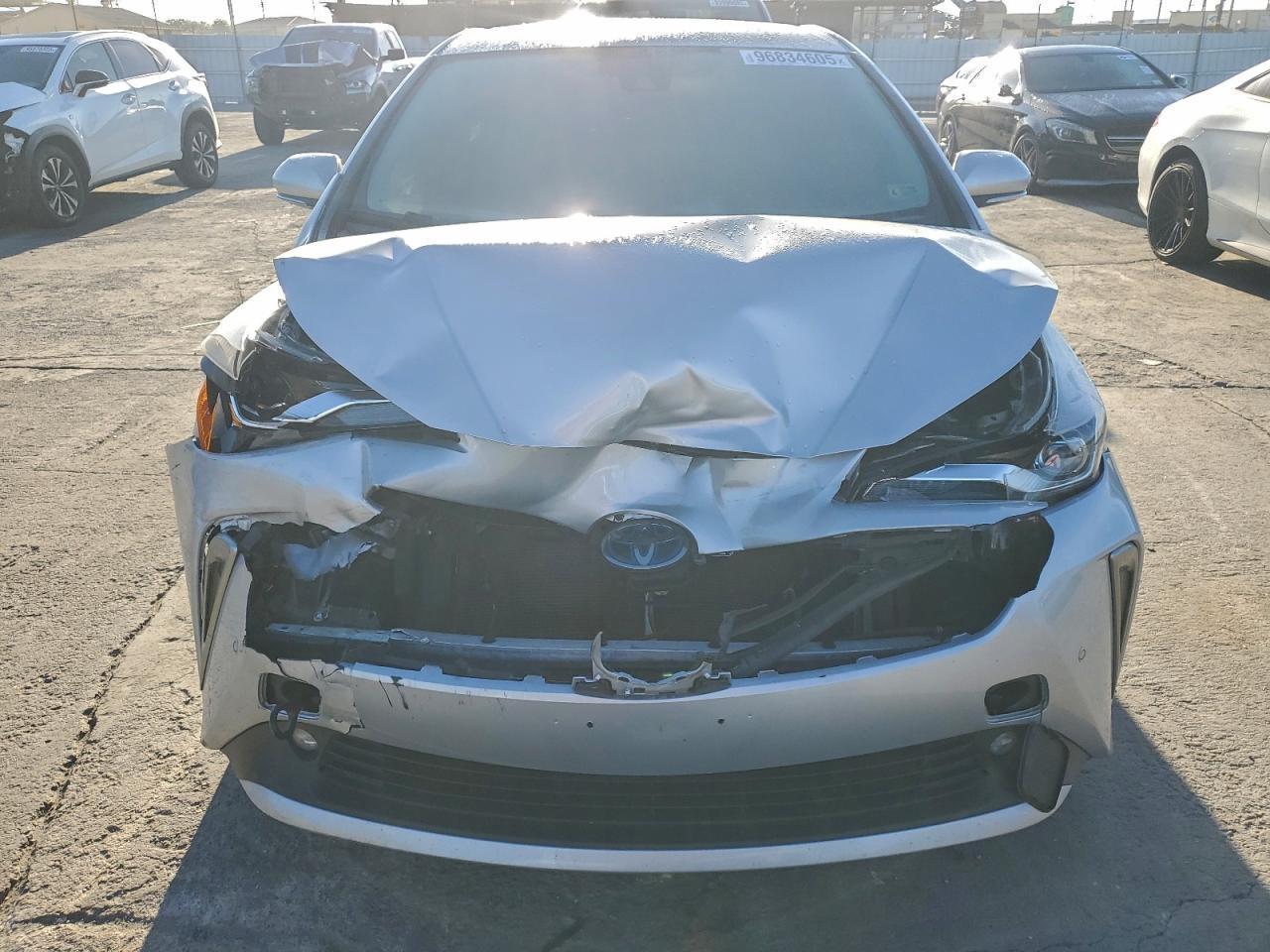 2019 Toyota Prius - Image 5