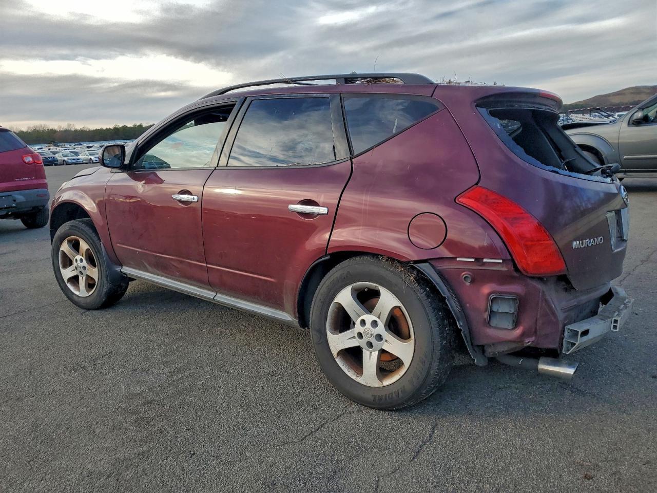 2005 Nissan Murano S - Image 2