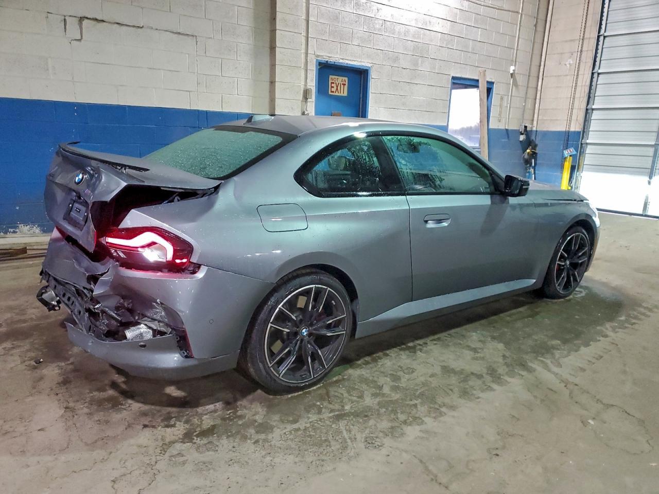 2025 BMW M240Xi - Image 3