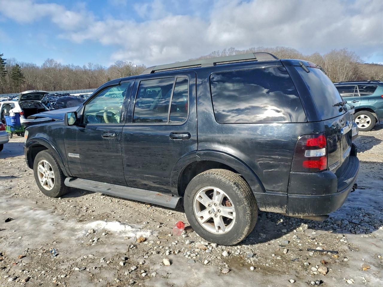 2007 Ford Explorer Xlt - Image 2