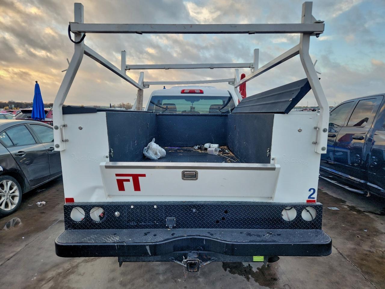 2024 GMC Sierra 2500Hd V8 Reg Cab 6.6L Service Body - Фото 6