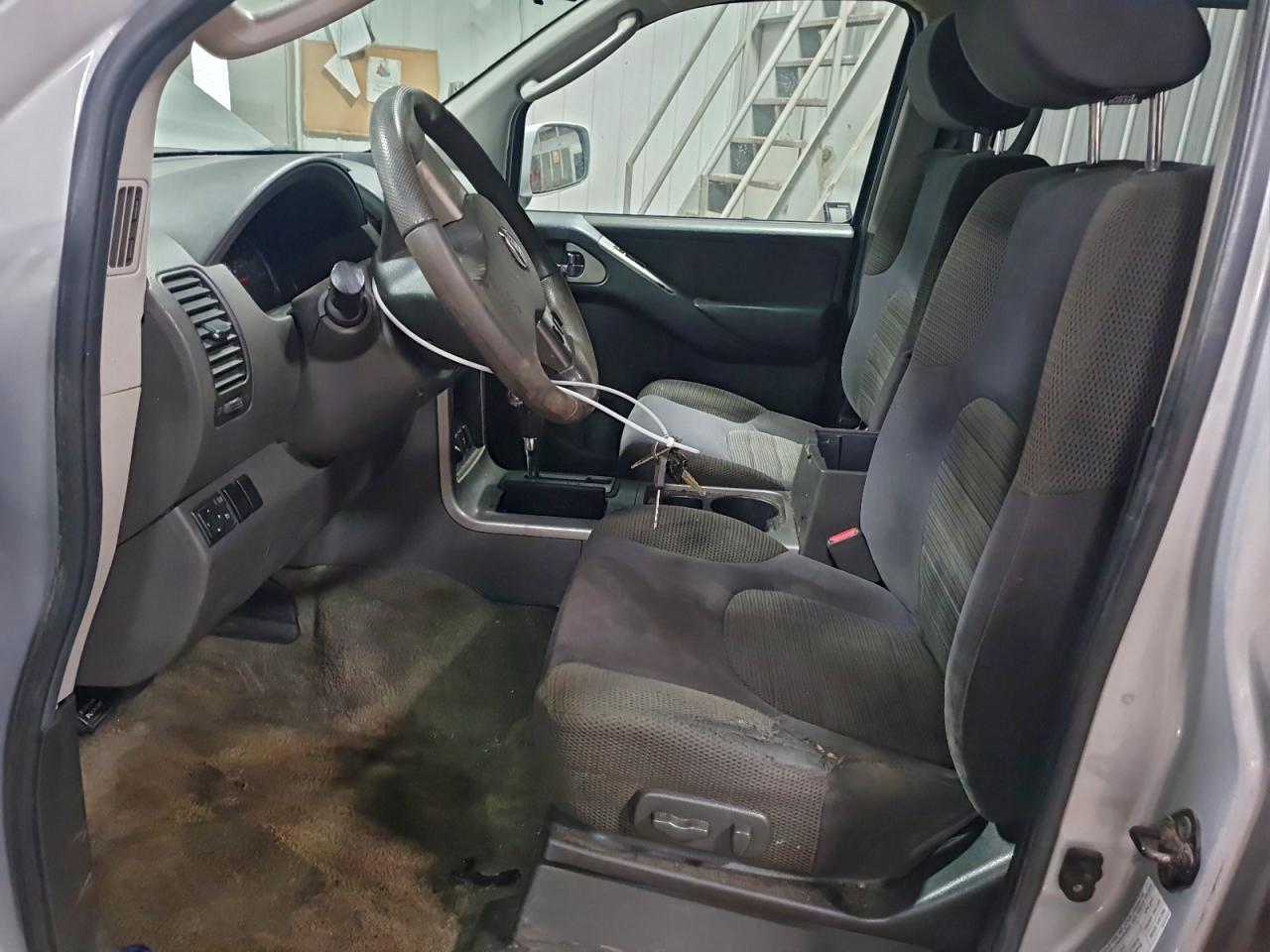 2005 Niss Pathfinder Xe - Фото 7