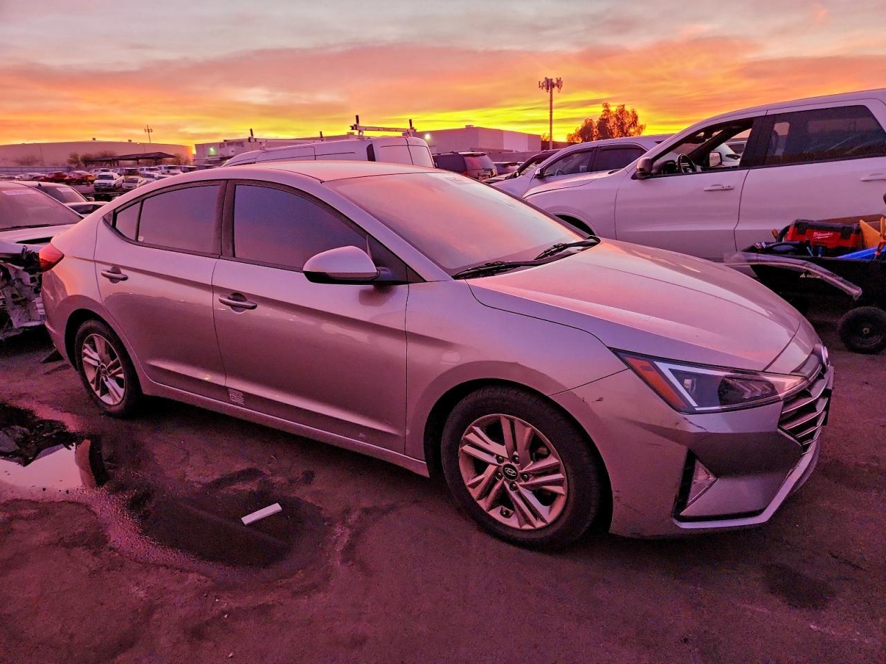 2020 Hyundai Elantra Sel - Image 4