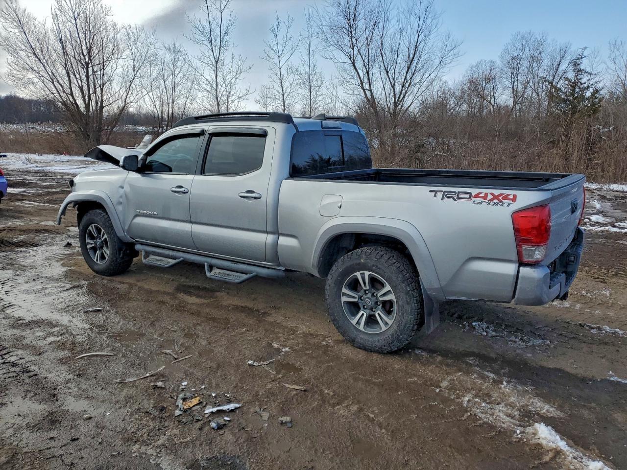 2017 Toyota Tacoma Double Cab - Image 2