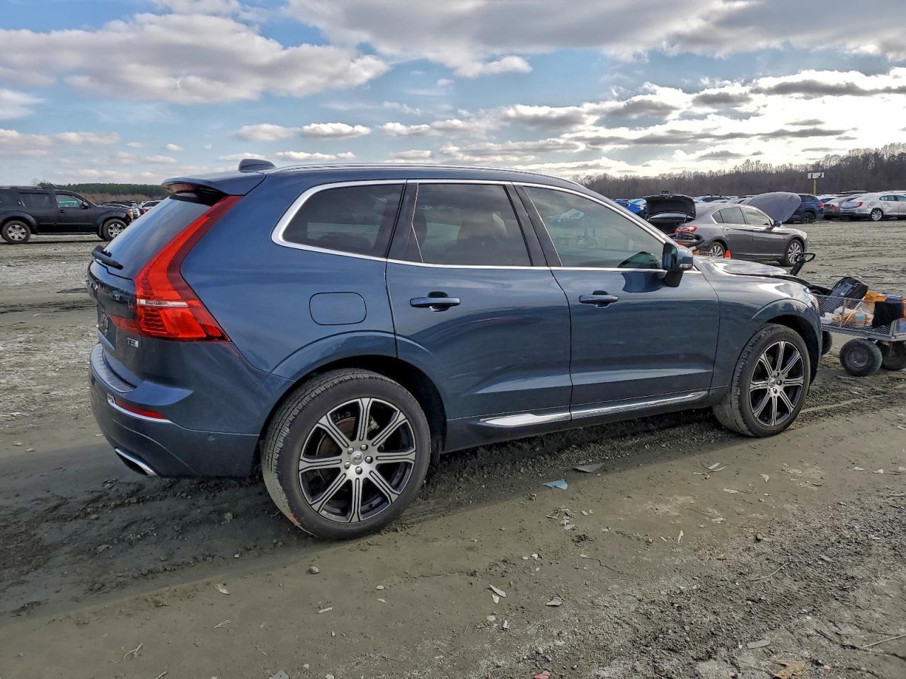 2021 Volvo Xc60 T5 Inscription - Фото 3