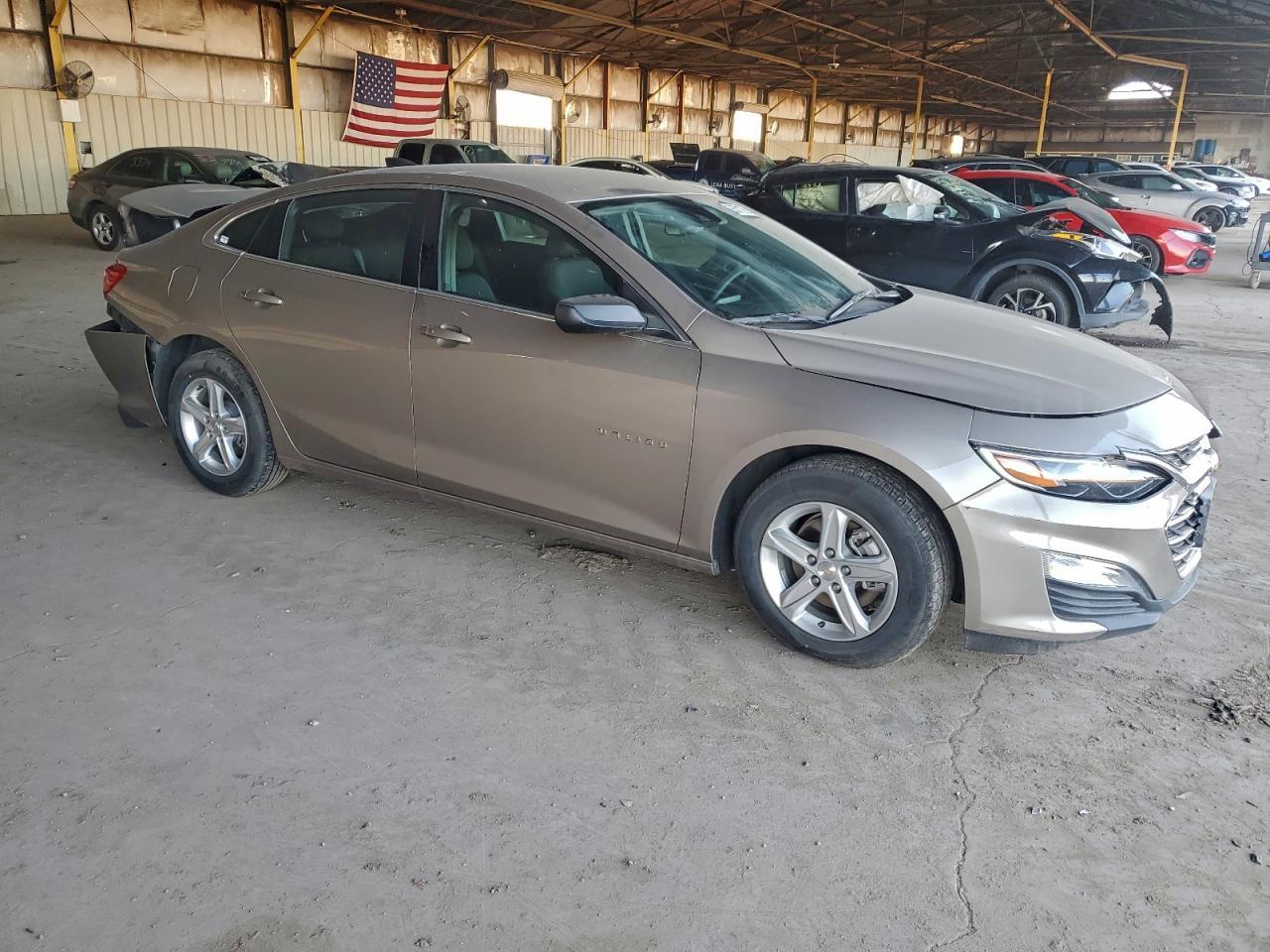 2023 Chevrolet Malibu Ls - Фото 4