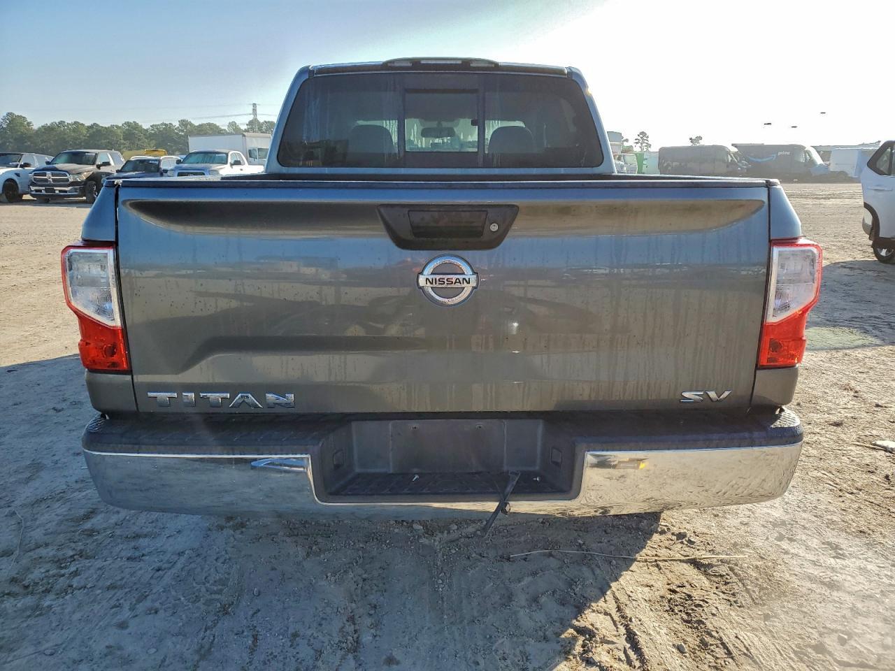 2017 Nissan Titan S - Image 6