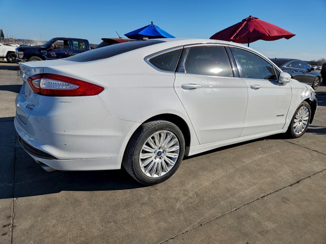 2014 Ford Fusion Se Hybrid - Image 3
