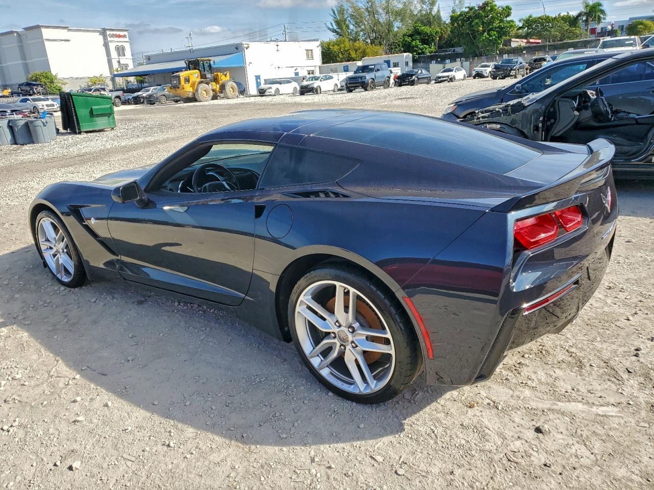 2015 Chevrolet Corvette Stingray Z51 2Lt - Фото 2