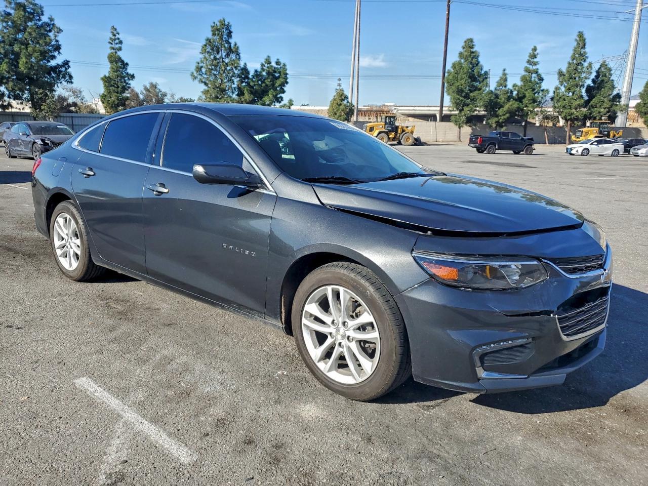 2018 Chevrolet Malibu Lt - Image 4