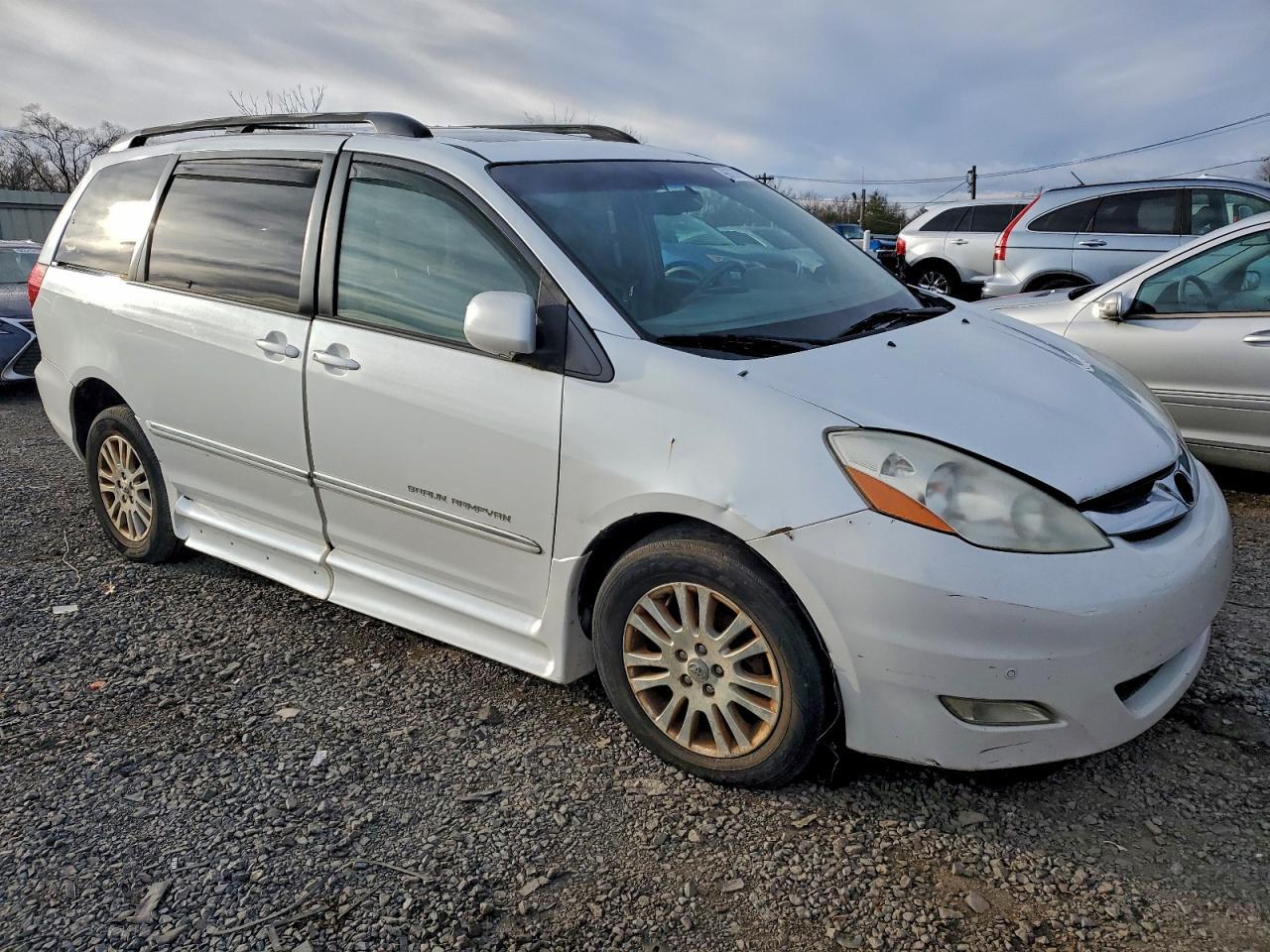 2007 Toyota Sienna Xle - Image 4