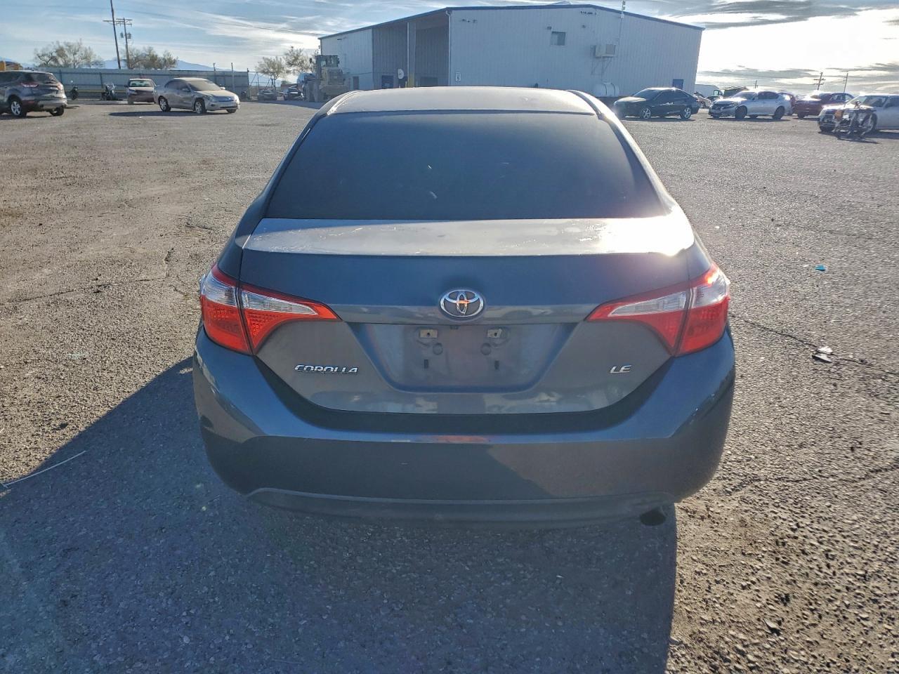2014 Toyota Corolla L - Фото 6