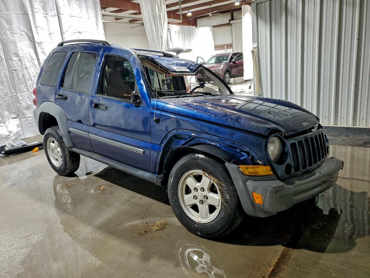 2005 Jeep Liberty Sport - Фото 4