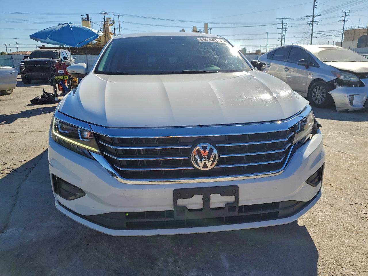 2021 Volkswagen Passat S - Image 5