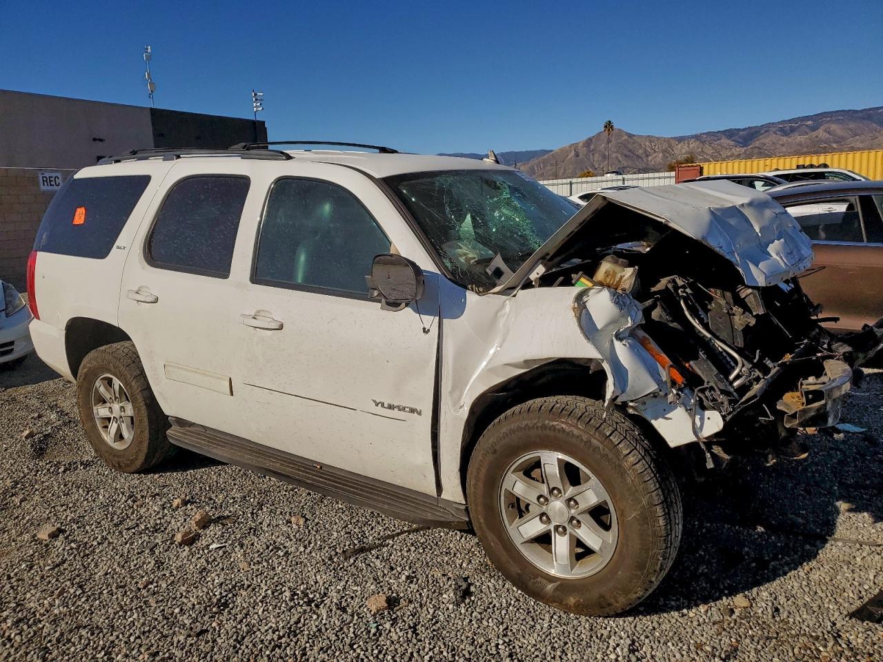 2013 GMC Yukon Slt - Image 4