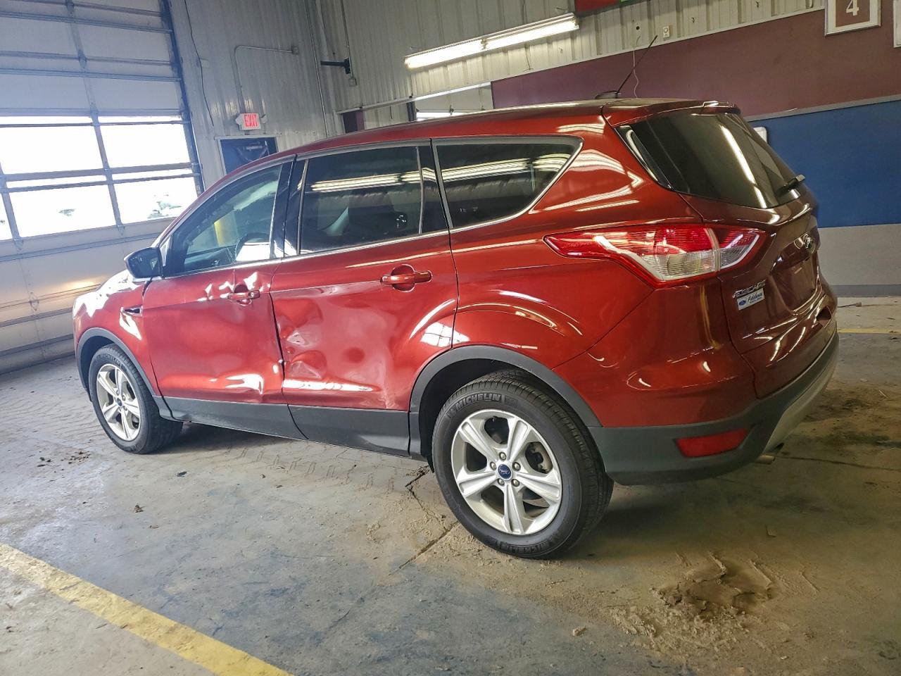 2016 Ford Escape Se - Фото 2