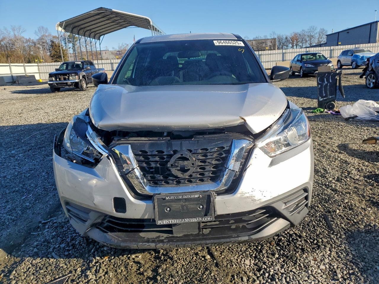 2020 Nissan Kicks S - Фото 5