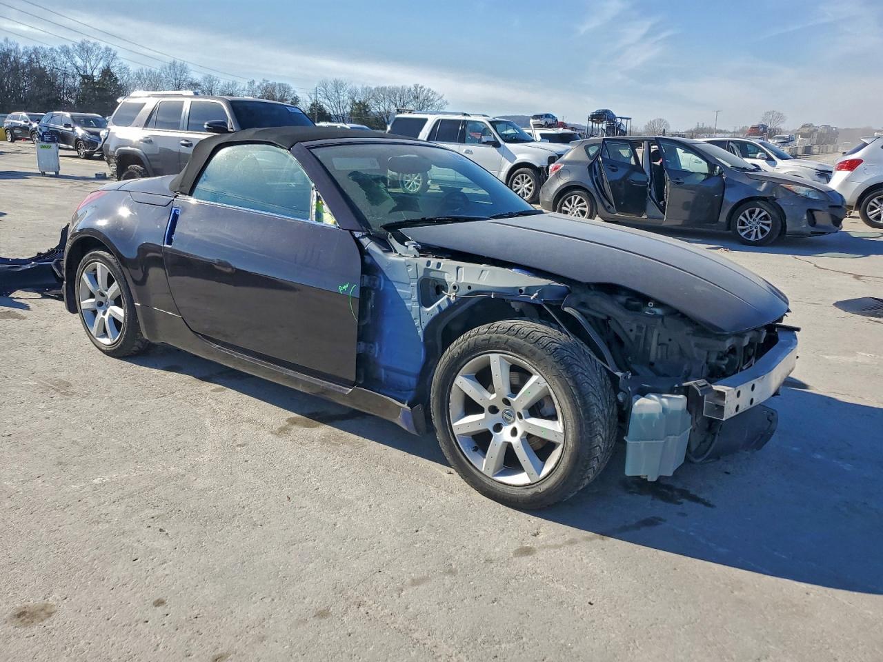 2004 Nissan 350Z Roadster - Фото 4