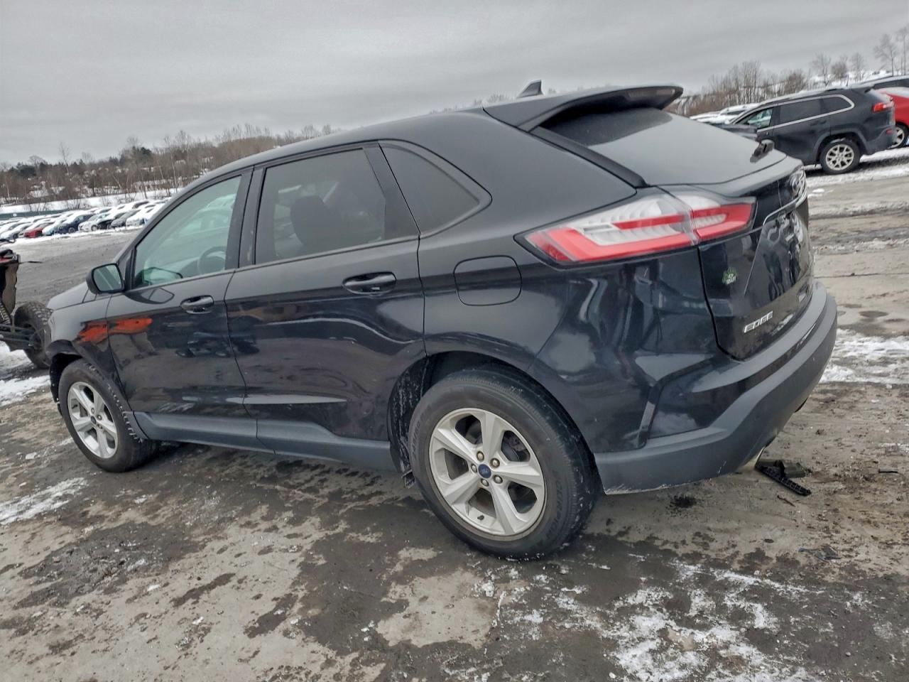 2020 Ford Edge Se - Фото 2