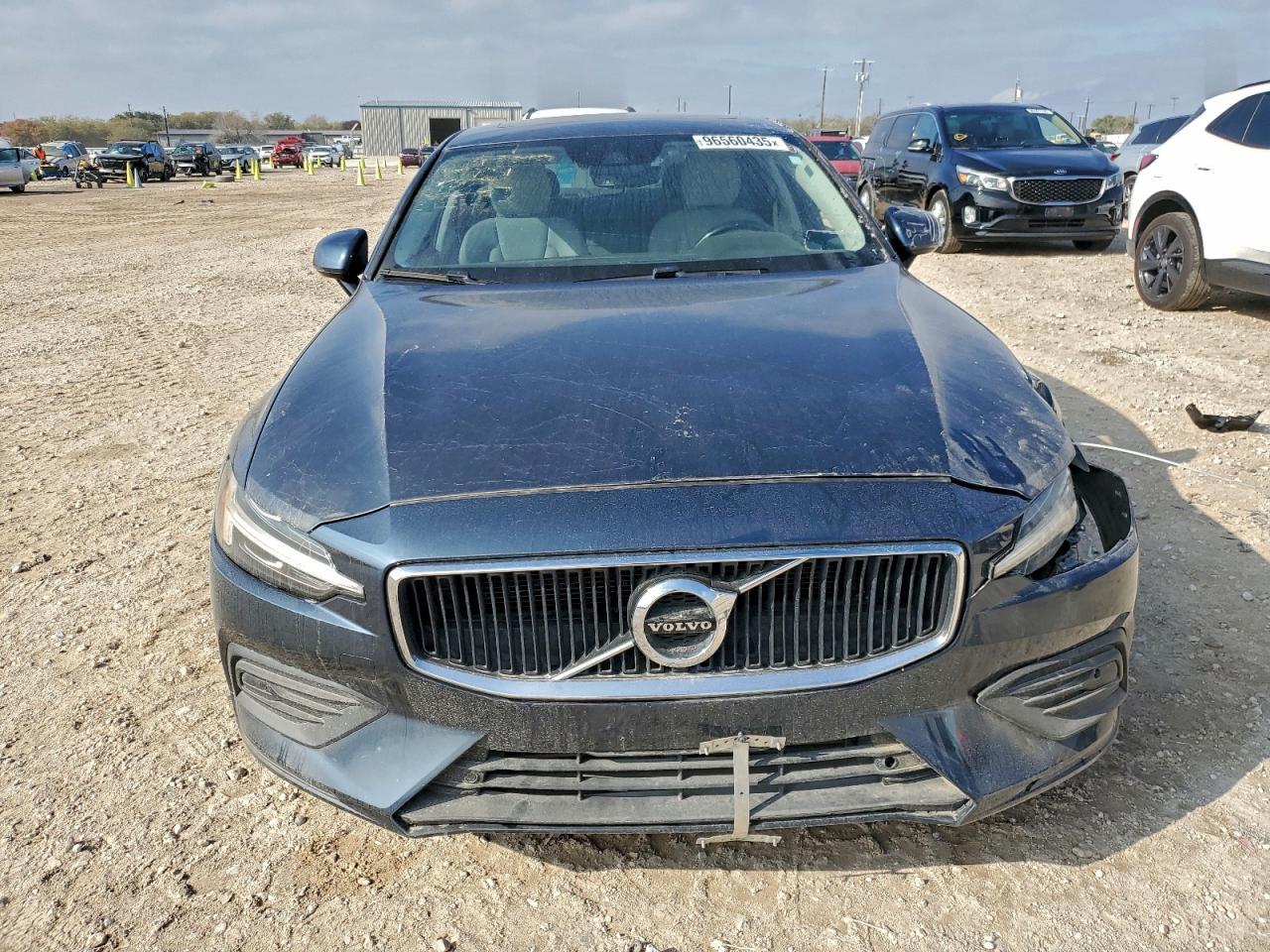 2020 Volvo S60 T5 Momentum - Фото 5