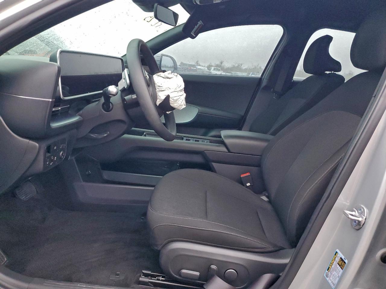 2025 Hyundai Ioniq 6 Se Standard Range - Image 7