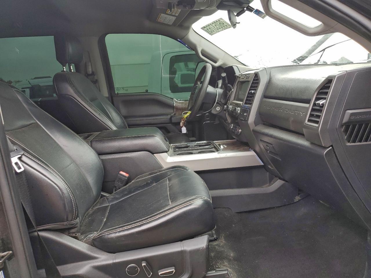 2020 Ford F350 Super Duty - Image 5