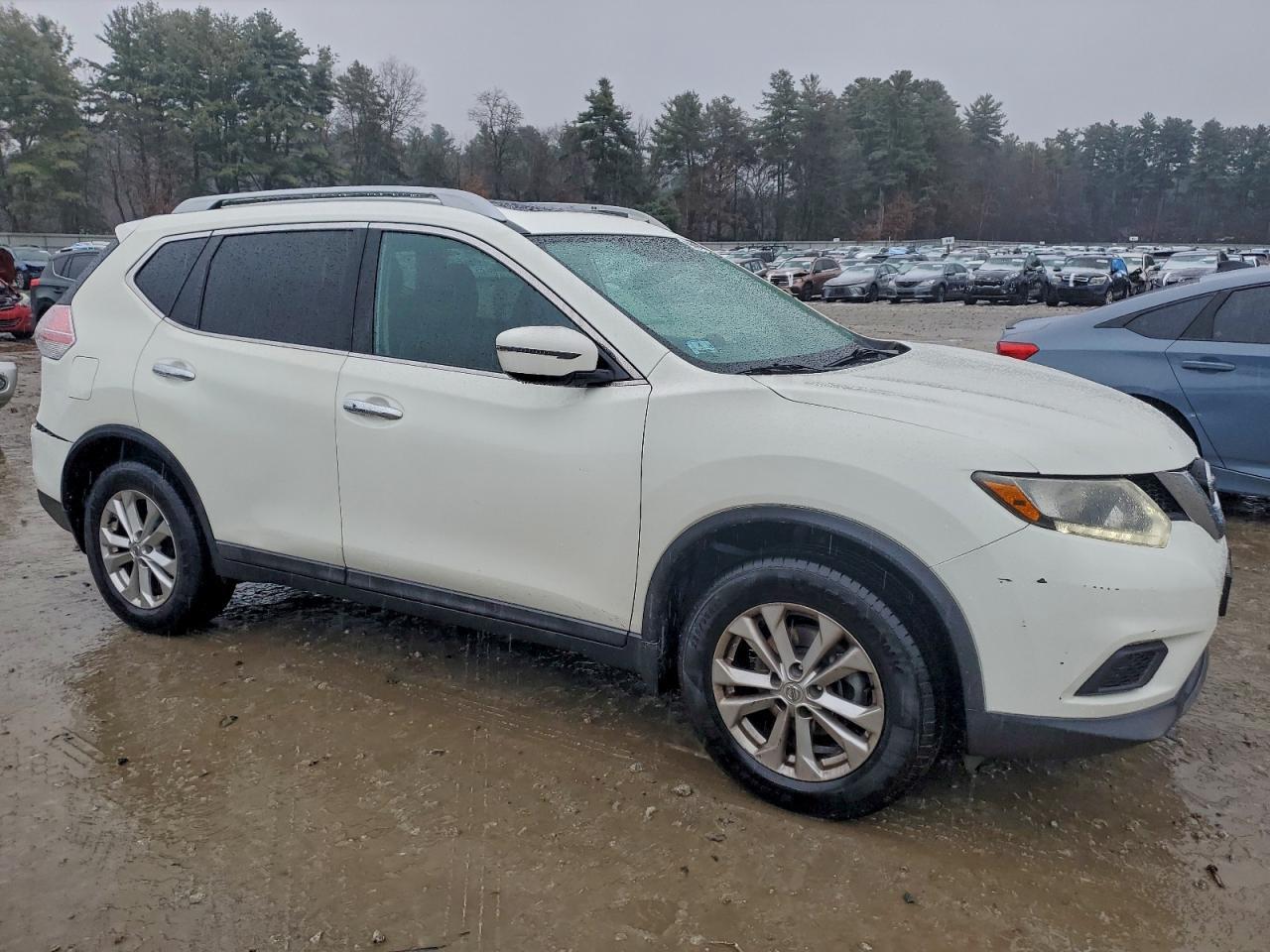 2016 Nissan Rogue S - Фото 4