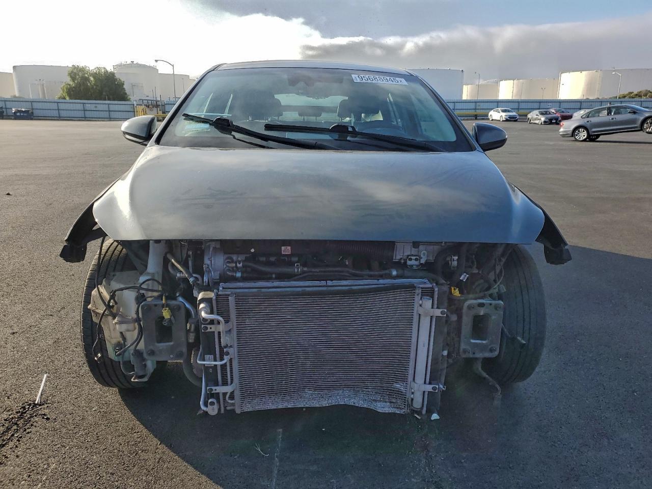 2020 Hyundai Ioniq Se - Image 5