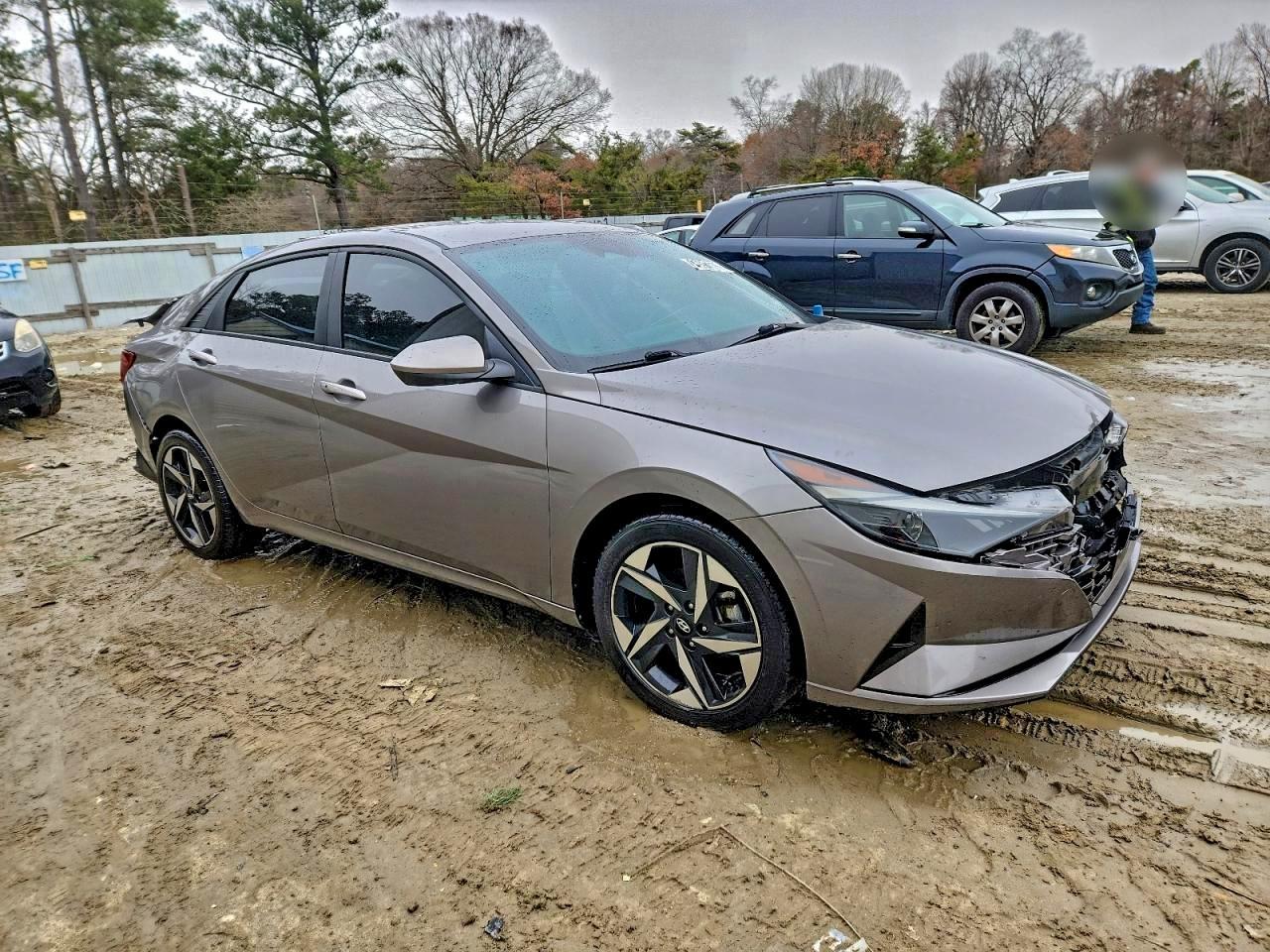 2023 Hyundai Elantra Sel - Фото 4